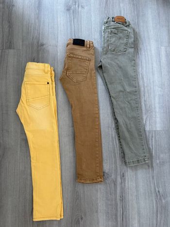 Lot jeans tendance 7-8 ans 