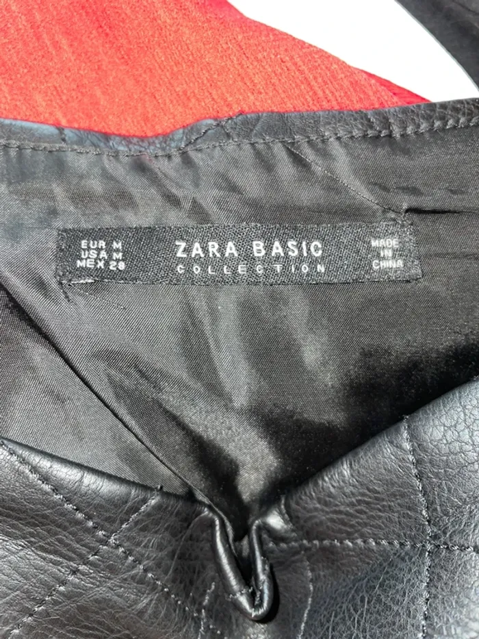 Jupe simili cuir Zara M - photo numéro 3
