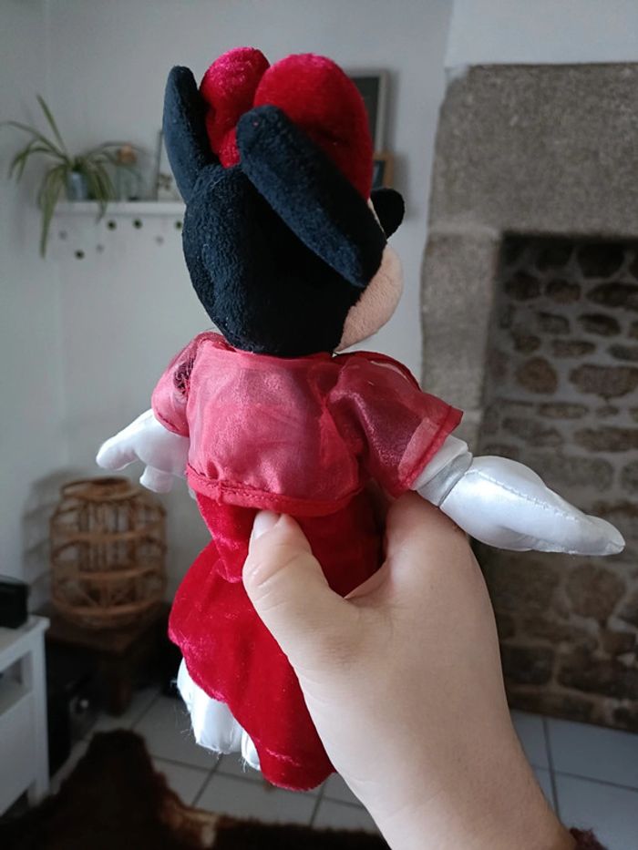Peluche Minnie robe de soirée rouge - photo numéro 9