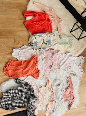 Lots de Body et haut bébé fille 