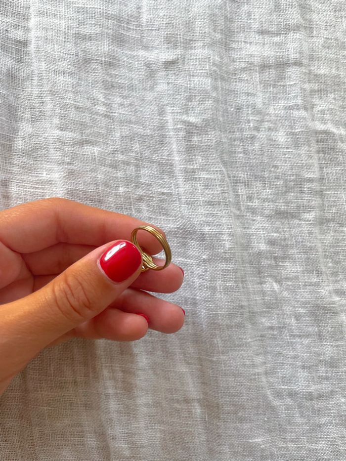 Bague doré et pierre rouge fait main - photo numéro 6