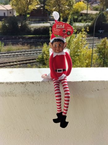 Elfe Rouge de Noël