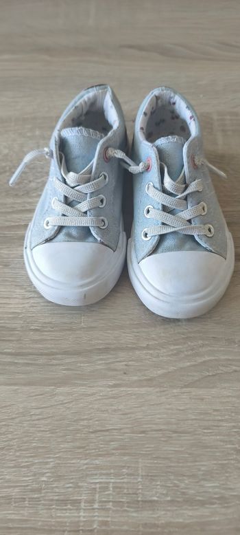 Basket taille 24