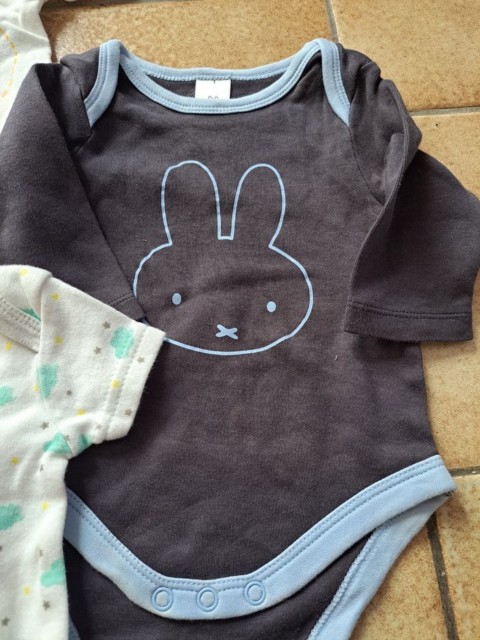 Bodys garçon 1 mois - photo numéro 2