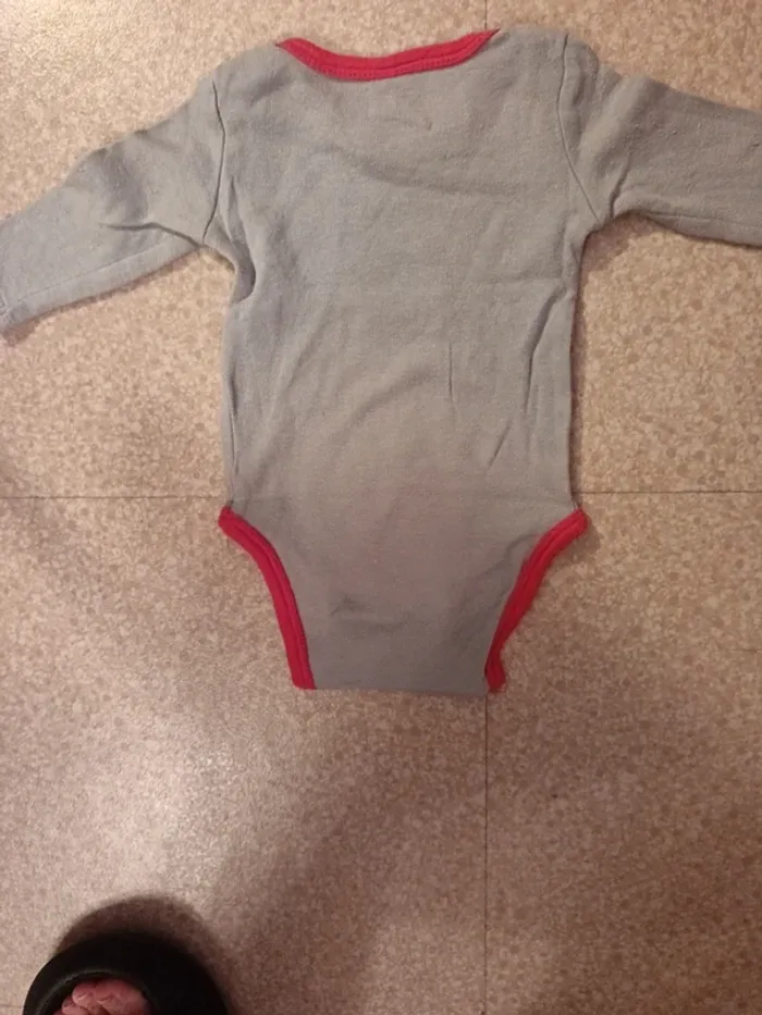 Body 3 mois - photo numéro 2