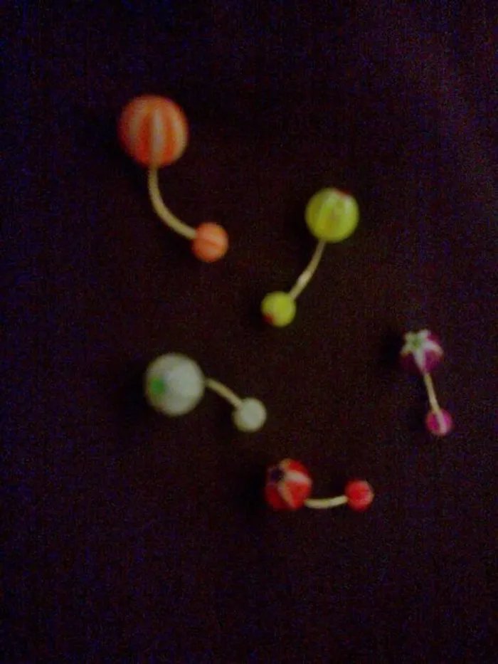 lot 5 percings boules multicolores