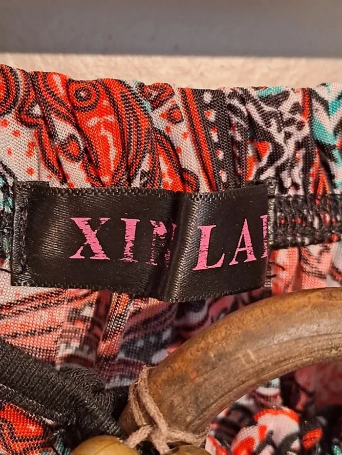 Robe bustier multicolore ton rouge - Marque Xinlai - Taille 40 - État neuf, jamais portée. - photo numéro 7