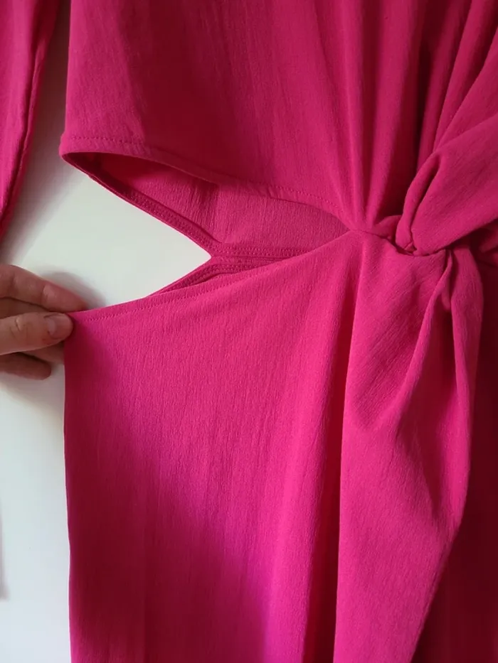 Robe rose ouverte - photo numéro 5