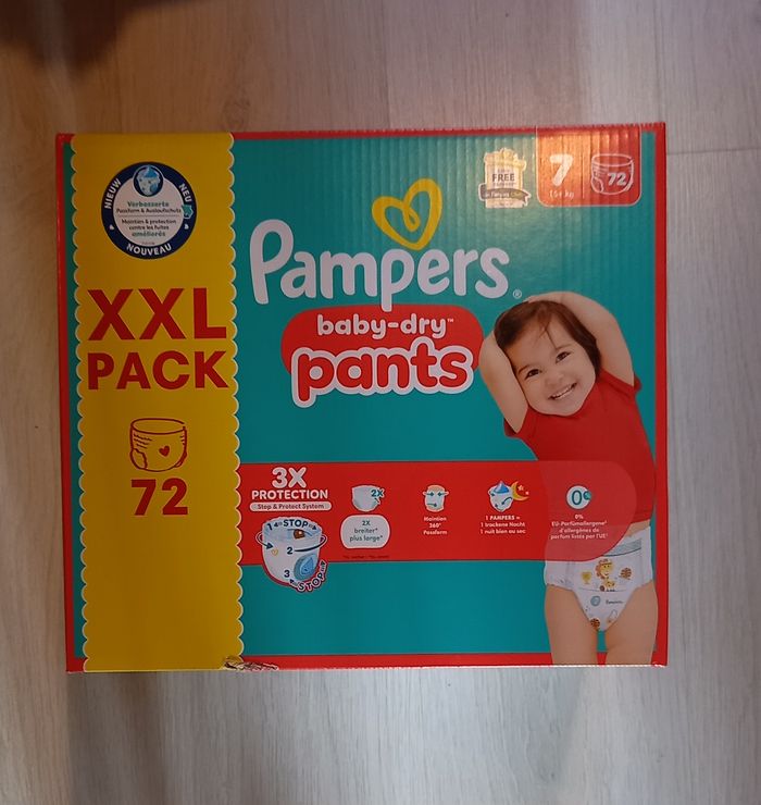 72 Couches Culottes Pampers Baby-Dry Pants Taille 7 (XXL Pack)