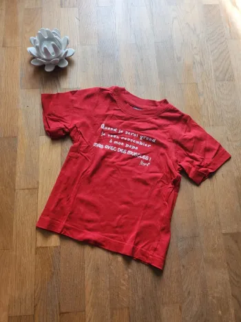 Tee shirt