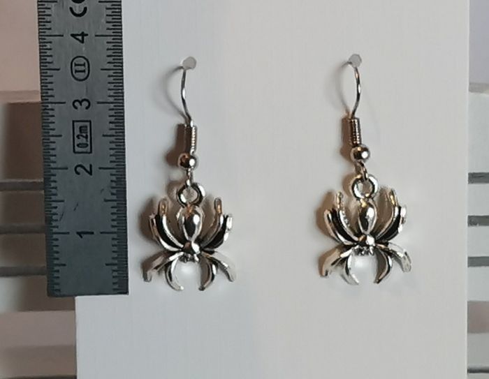 Boucles d'oreilles fantaisie araignée - photo numéro 2