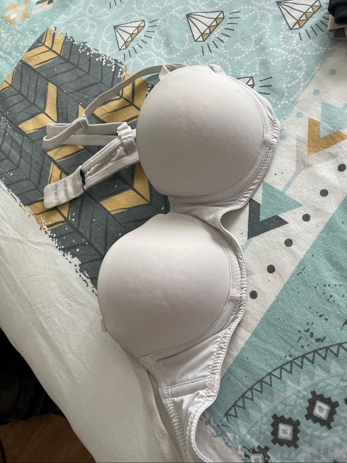 Soutien gorge - photo numéro 2