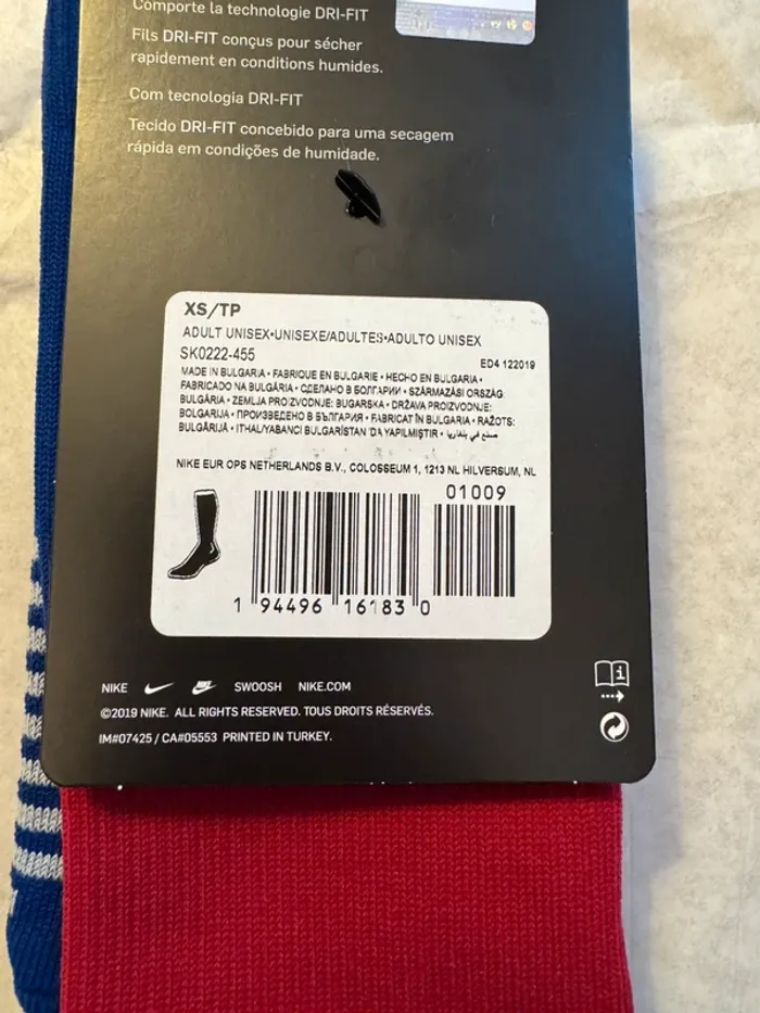 Chaussettes de foot Nike équipe FC Barcelone taille 31/ 35 authentique neuf - photo numéro 8