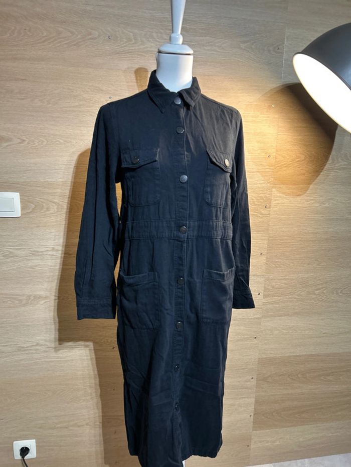 Robe longue Monki noire 34 boutons pression de haut en bas - photo numéro 2
