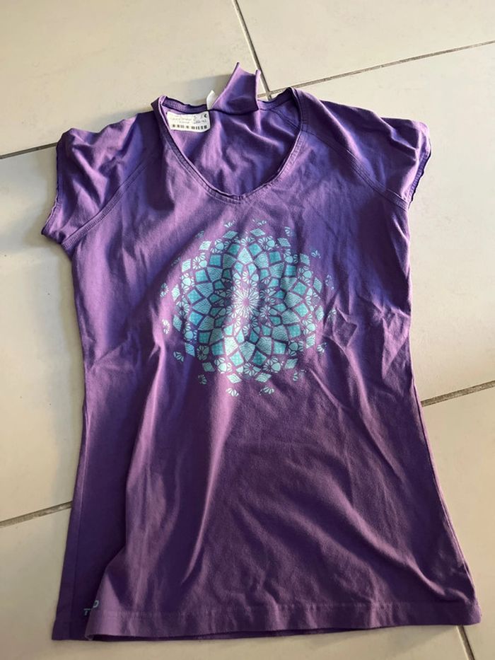 T-shirt violet