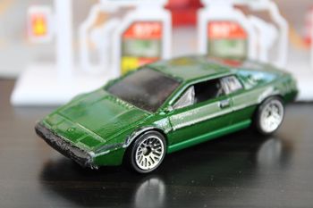 Hot Wheels Lotus Esprit S1