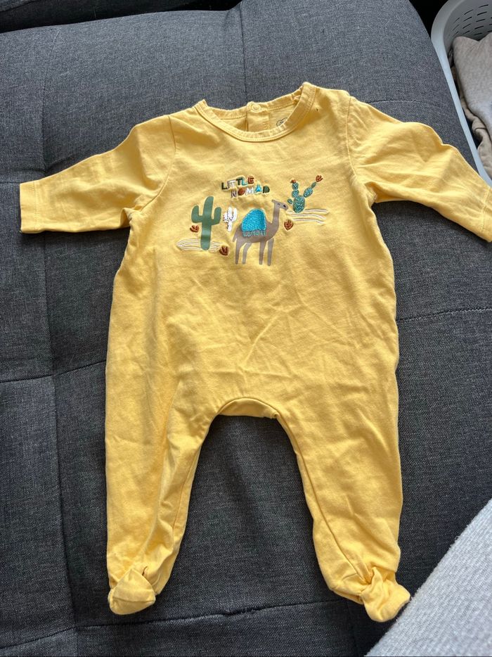 Pyjama bébé