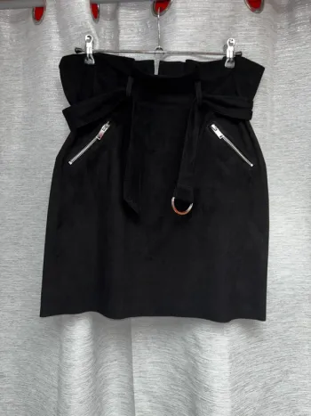 Jupe courte noir, mini jupe noire, jupe fine suédine noir, jupe taille 38