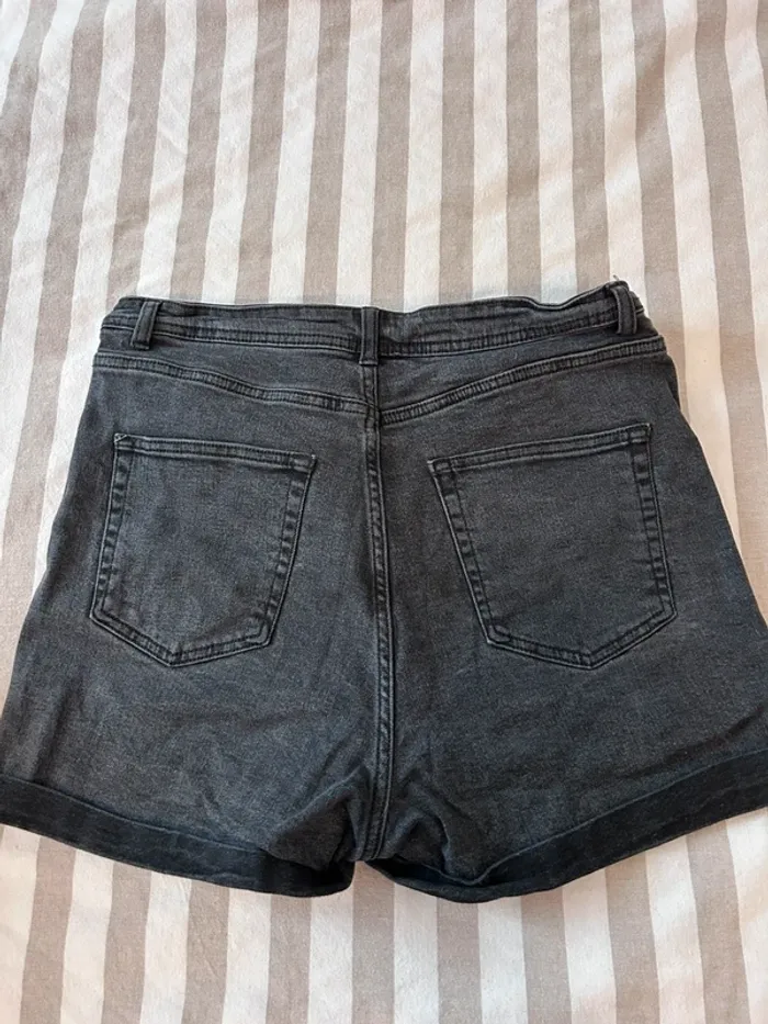 Lot 3 shorts en jeans taille 40 kiabi - photo numéro 5
