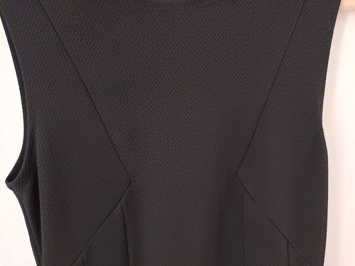 Robe noire - photo numéro 5