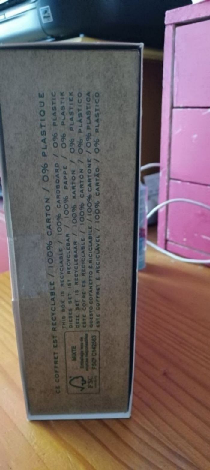 Très beau coffret de beauté nuxe - photo numéro 8