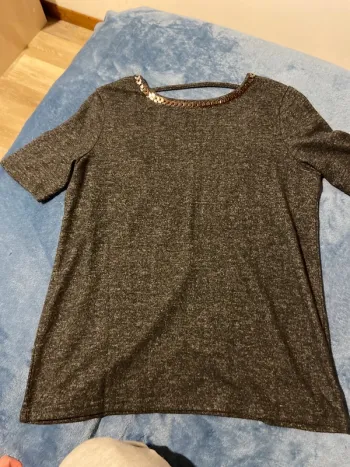T shirt dos nu