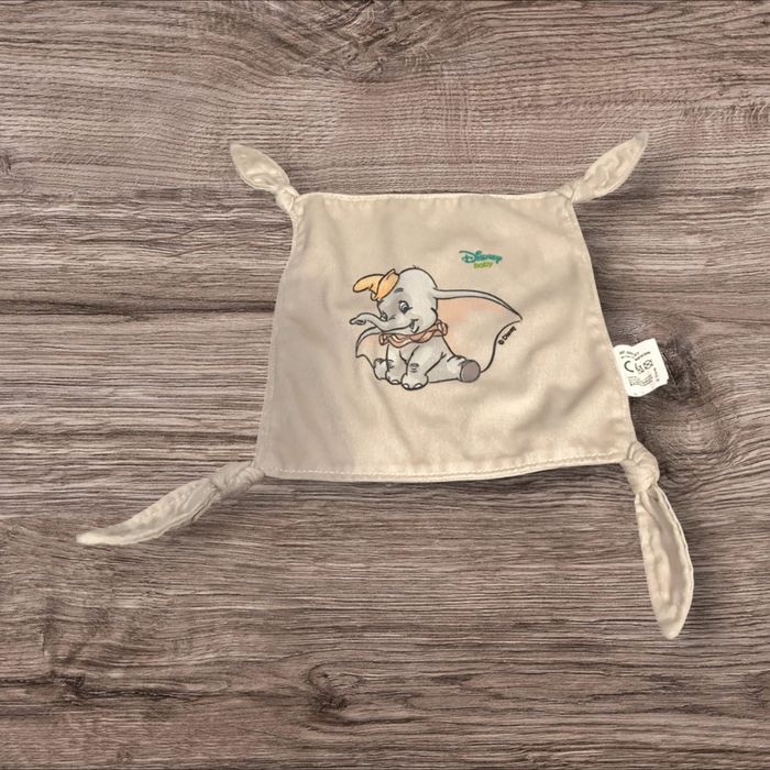 Doudou plat Dumbo Disney