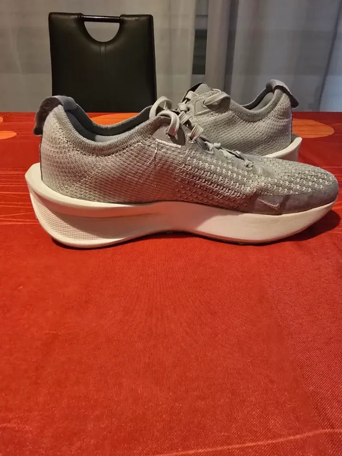 Chaussure de sport - photo numéro 6
