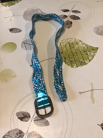 Ceinture taille unique coloris turquoise et argenté