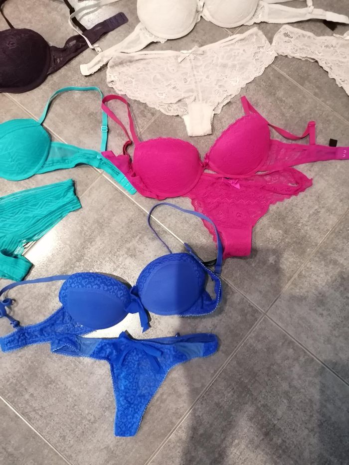 Soutien gorge push up etam 85 B ou 85 C bas 36 ou 38 ensemble. - photo numéro 7