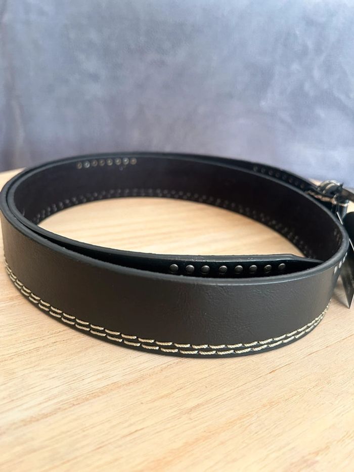 Ceinture neuve avec étiquette véritable cuir 105cm - photo numéro 3