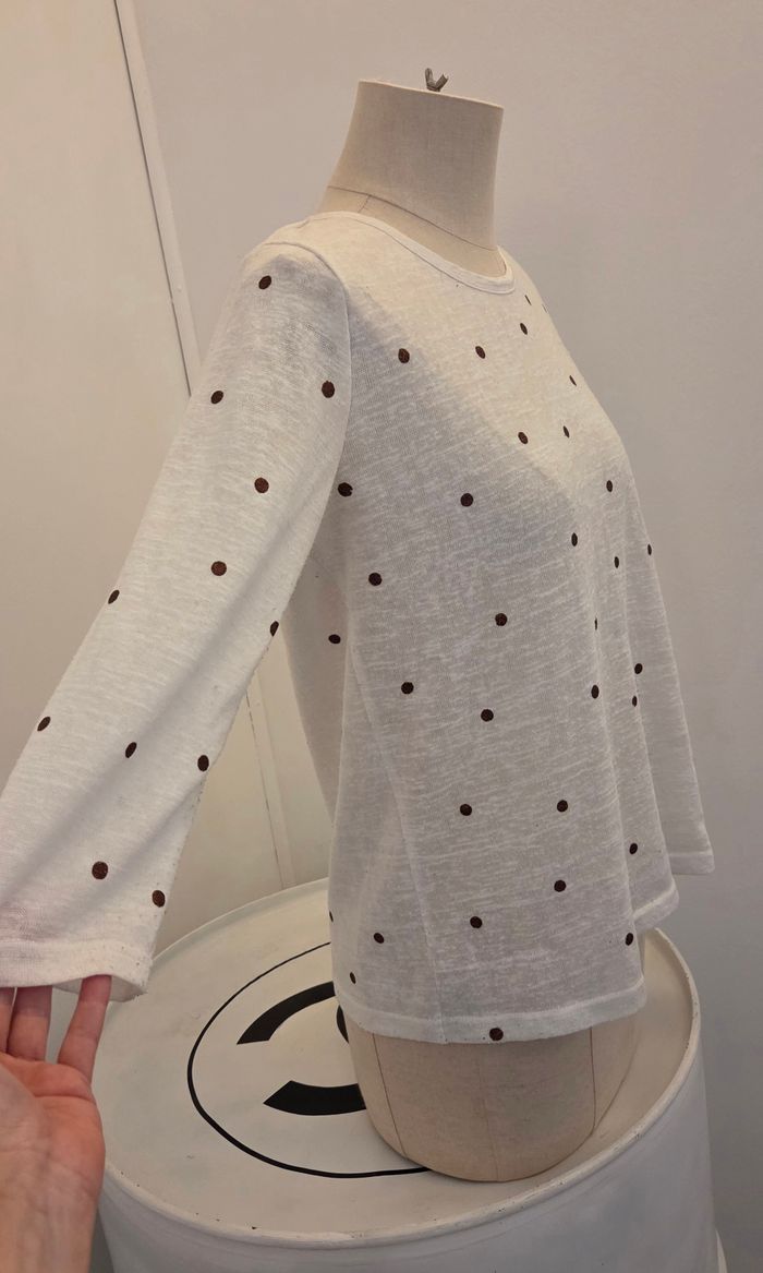 Blouse Grace & Mila à pois dorés – dos boutonné et lien – romantique & chic - photo numéro 6