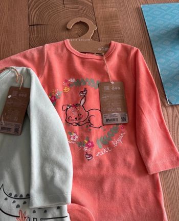 2 pyjamas petit béguin taille 9 mois