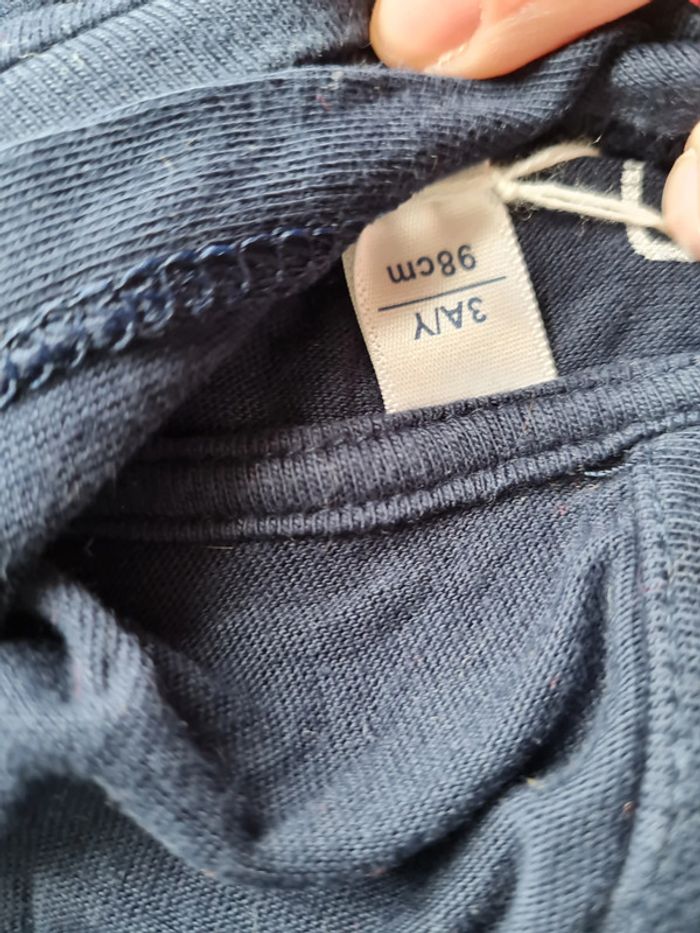 Sweat Bleu marine et rouge 3 ans - photo numéro 2