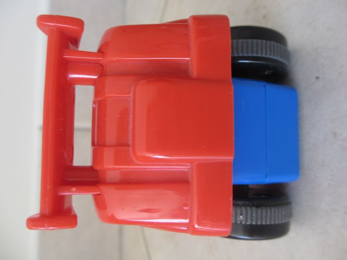 Voiture à friction Press and Go - photo numéro 4