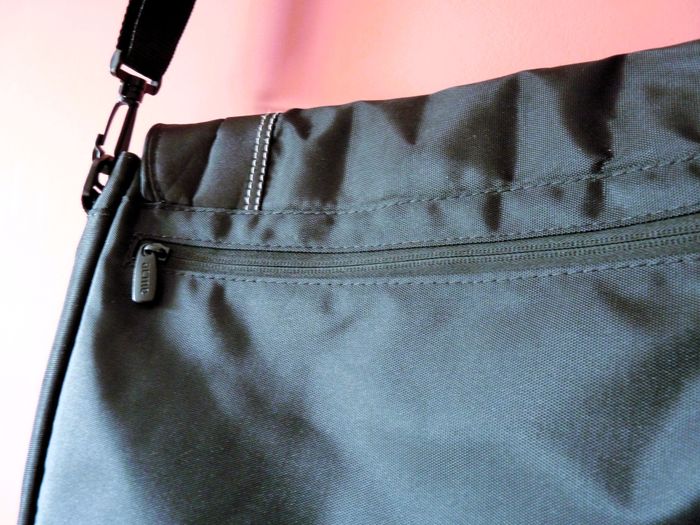 Sac sacoche informatique noire pochette PC bandouliere TBE - photo numéro 5