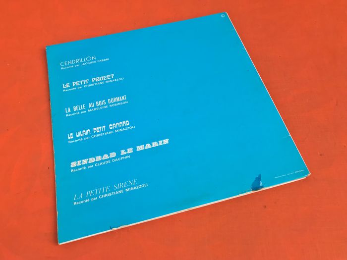 Album 2 Vinyles 33 tours  Cendrillon, Le Petit Poucet, Le Vilain Petit Canard - photo numéro 7