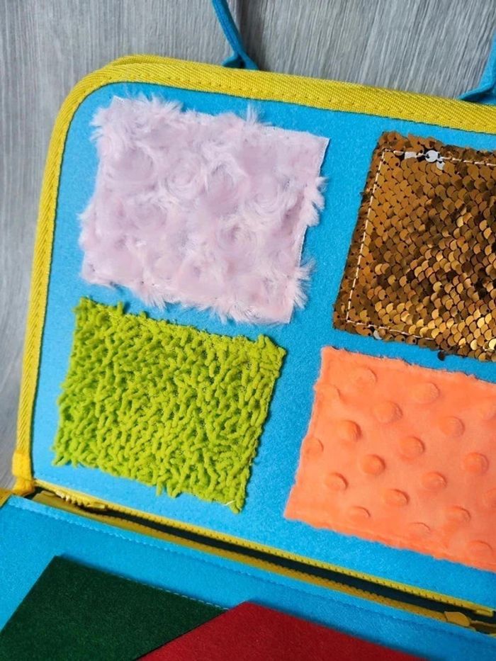 Livre éducatif en feutrine apprentissage - photo numéro 6