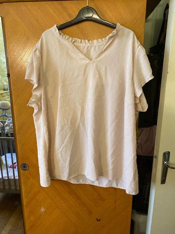Tishert taille 2xl (48)