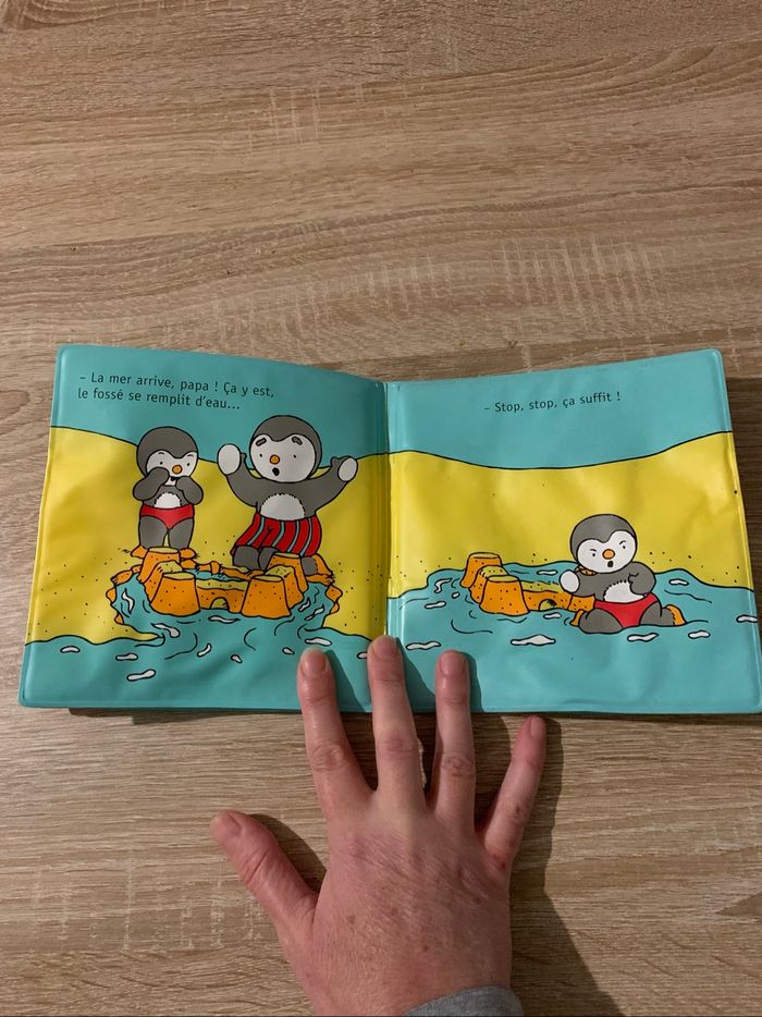 Livre de bain T’choupi à la mer - photo numéro 5