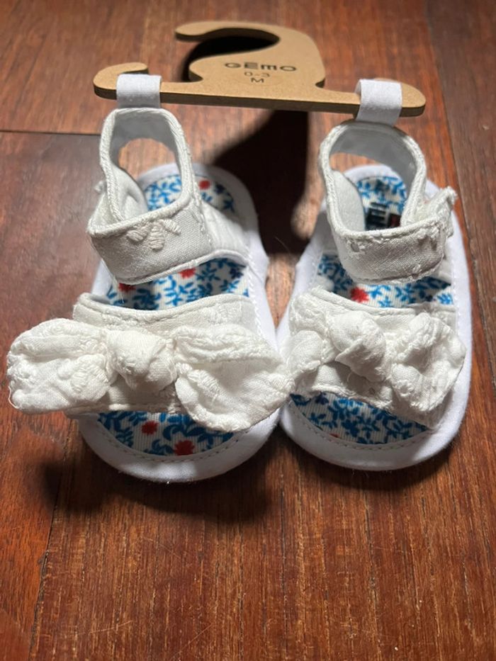 Sandales blanche bébé fille Gémo