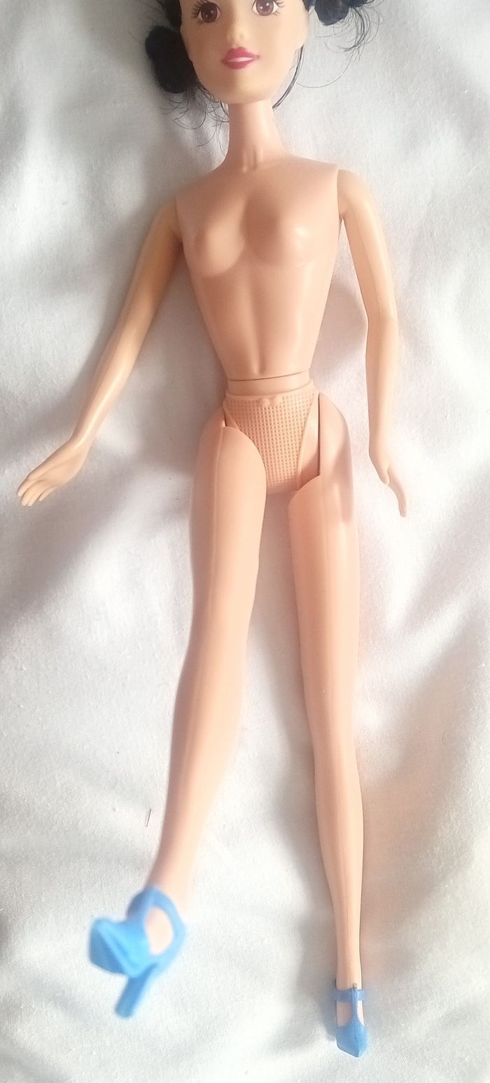 Poupée 20 mannequin Blanche-Neige. - photo numéro 2