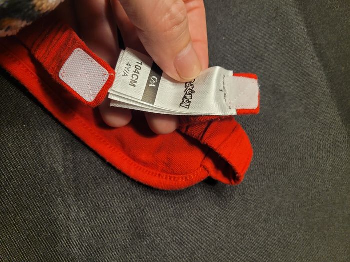 Masque de sommeil pikachu Noël enfant 4 ans - photo numéro 4