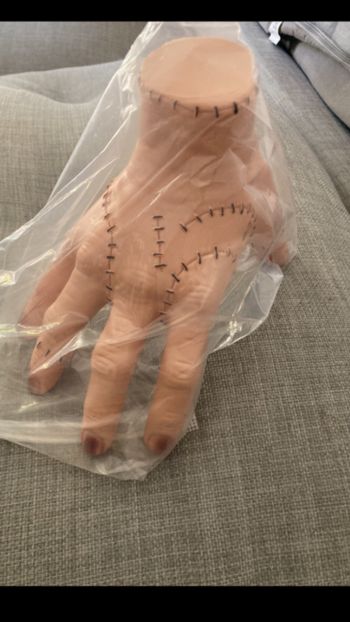 Main la chose , mercredi addams en plastique souple NEUVE