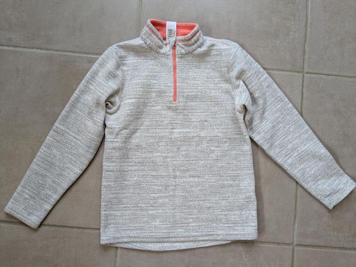 Pull polaire gris fille Quechua decathlon 8 ans