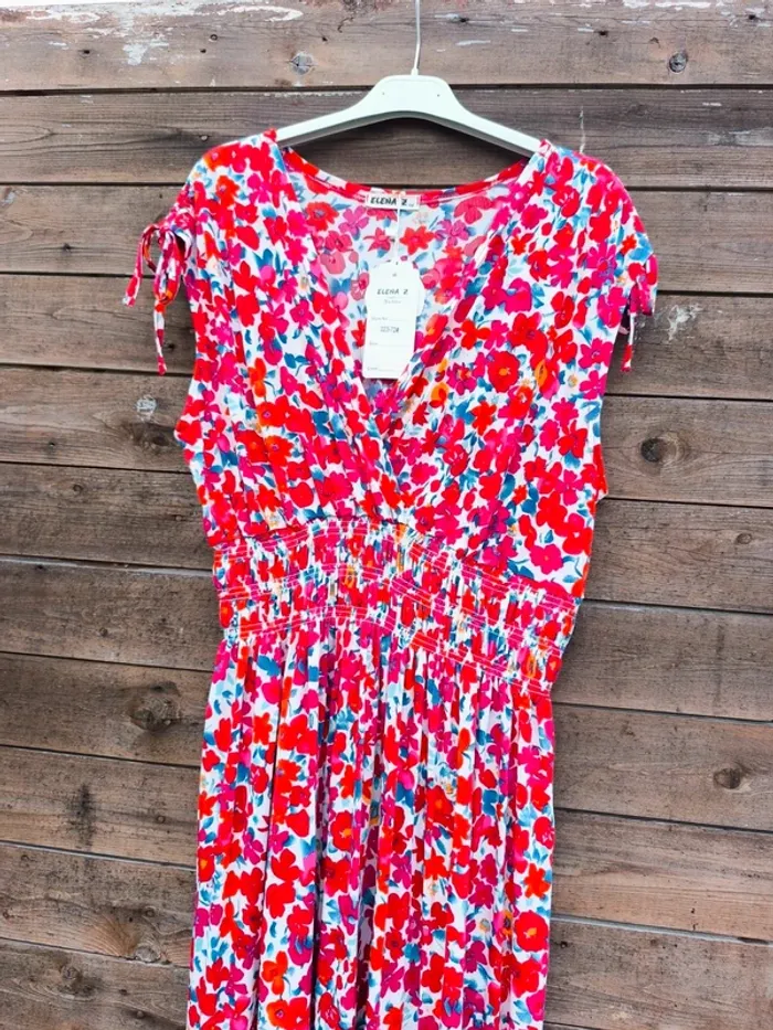 Robe longue magique extensible fleurie rouge et blanche à fleurs TU 38 à 52 - photo numéro 2