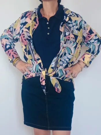 Veste légère à imprimé tropical – Taille 44
