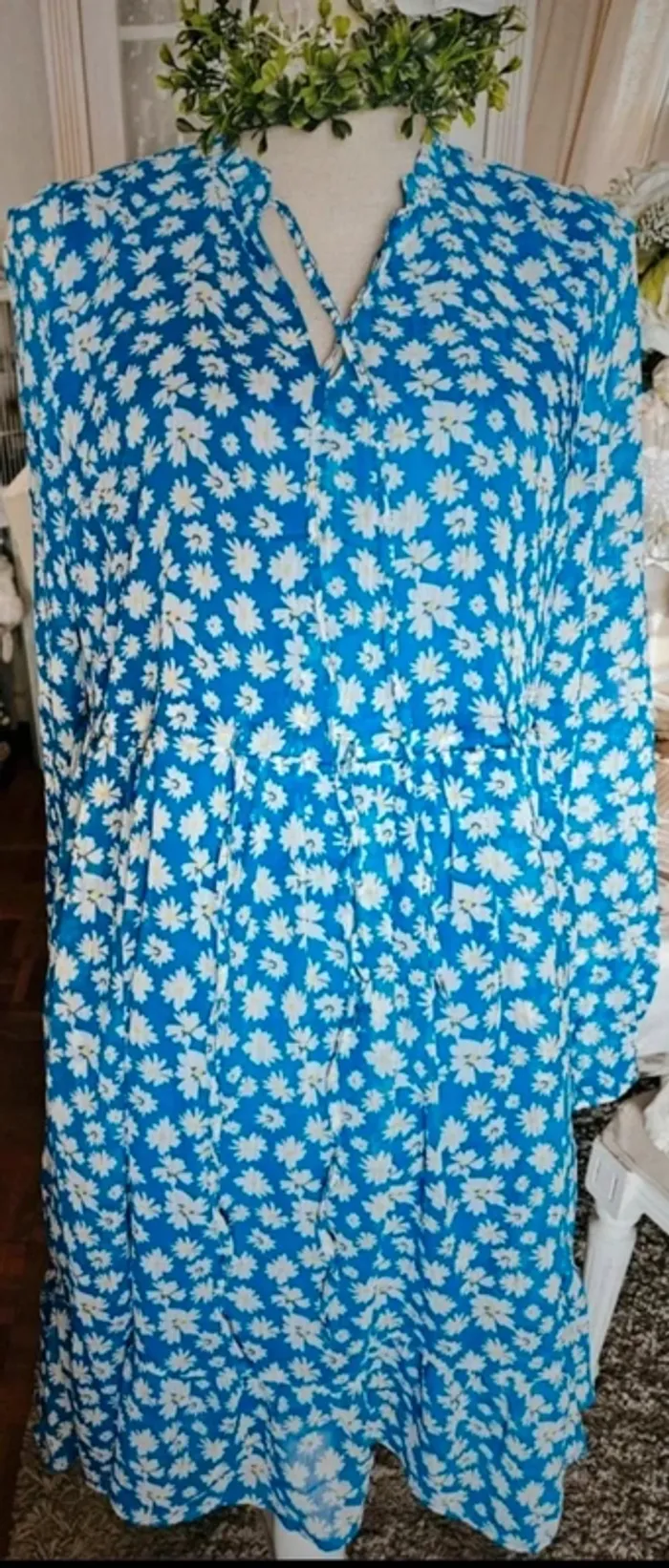 Robe bleue fleurie Esmara Taille 38 Neuve - photo numéro 7