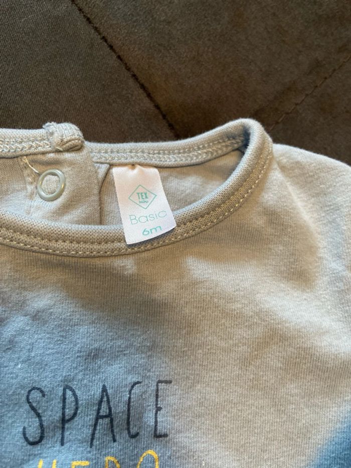 Pyjama 1 pièce 6 mois - photo numéro 3