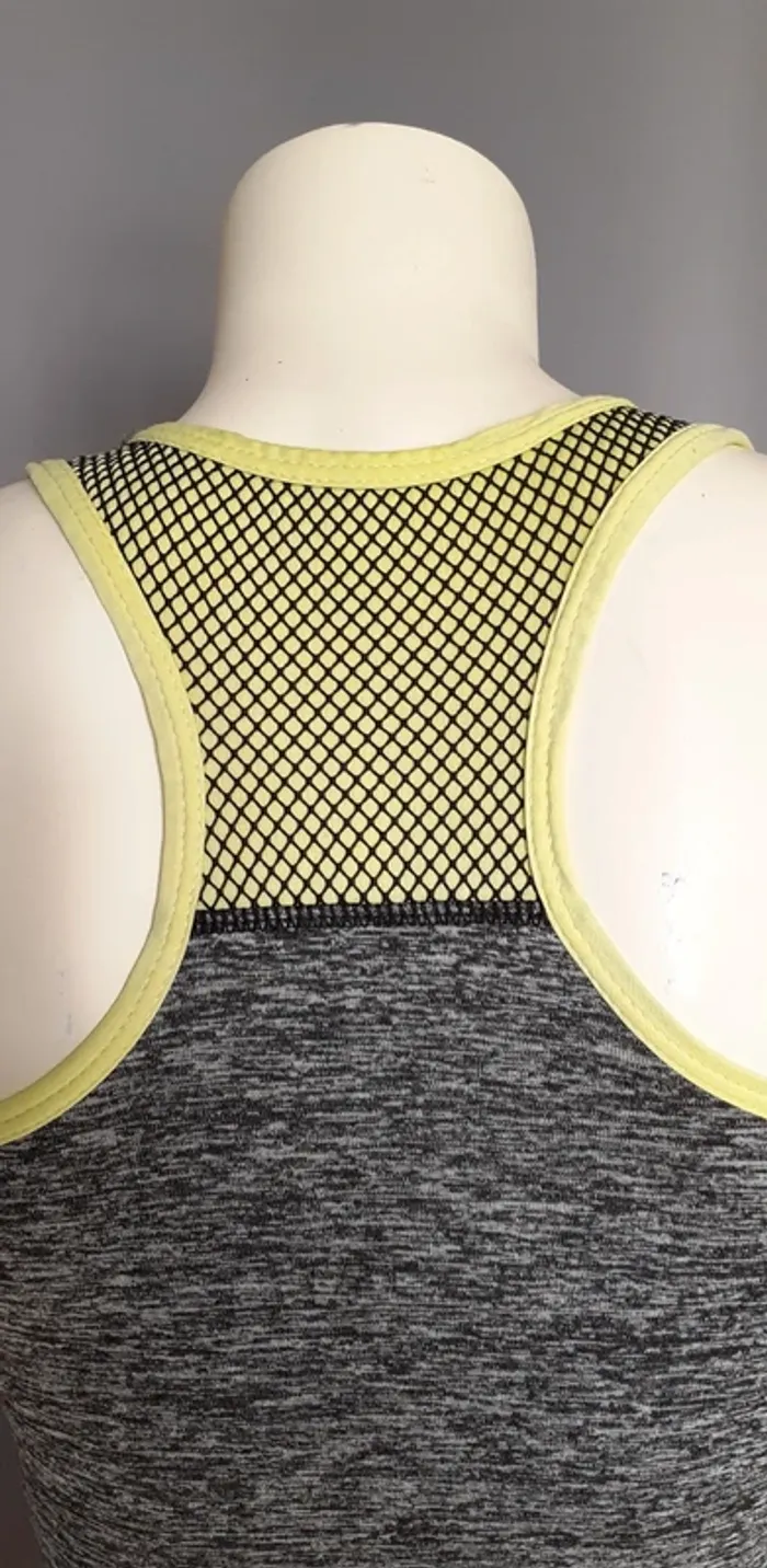 Joli débardeur gris et jaune - photo numéro 8